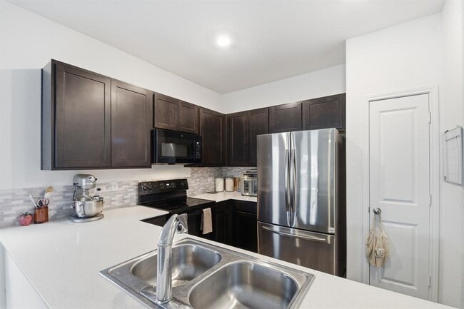 Building Photo - 1106 Cattail Ln