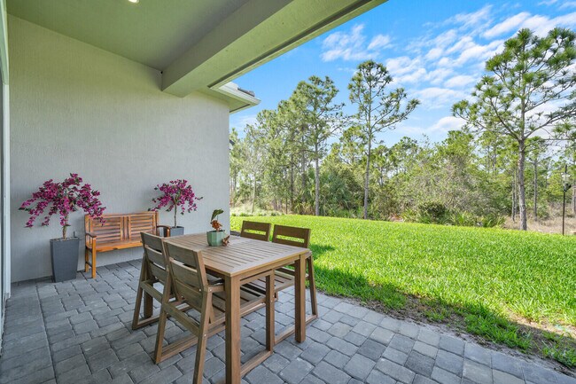 Building Photo - 138 Palma St