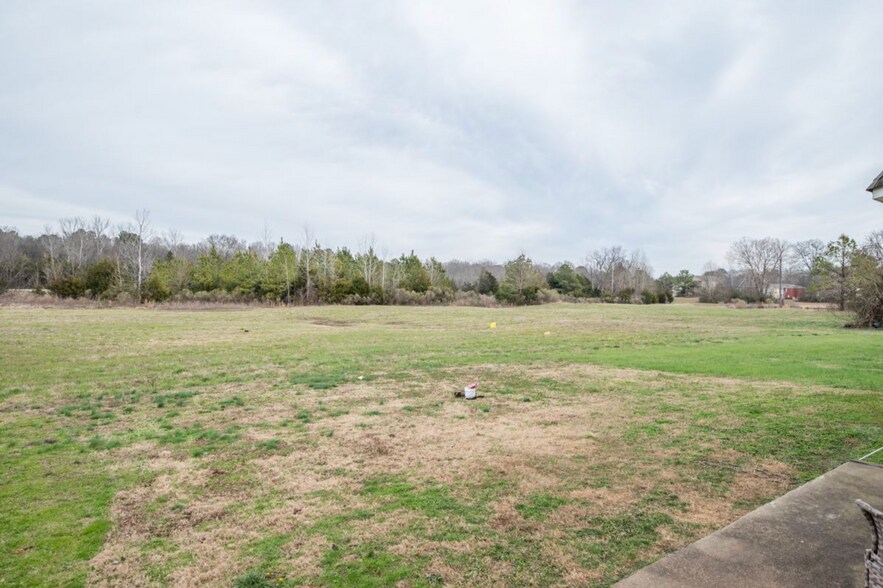 Building Photo - 1093 Saint Andrews Ln