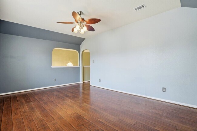 Building Photo - 326 Wild Bird Dr