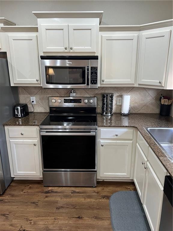 Building Photo - 2584 N Shadow Crest Dr