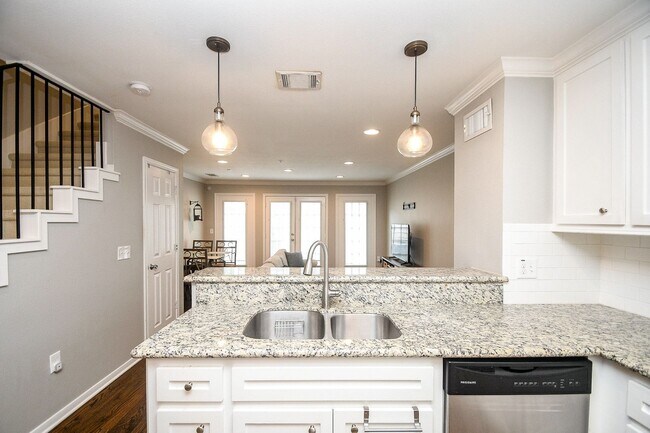 Building Photo - 2332 Winrock Blvd