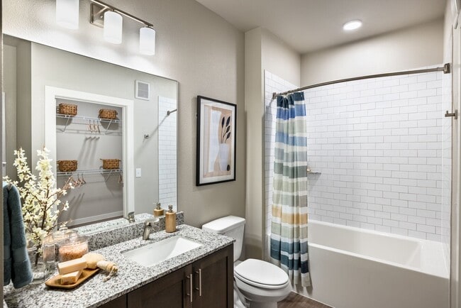 Building Photo - Richmond Comfort + up to 6 weeks OFF – Don...
