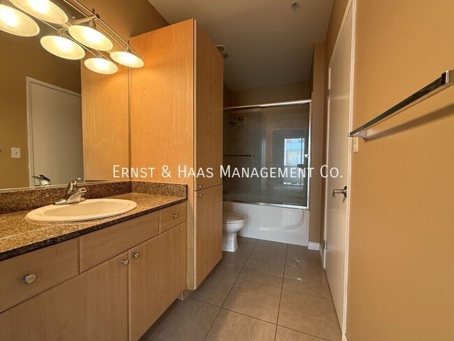 Building Photo - 388 E Ocean Blvd