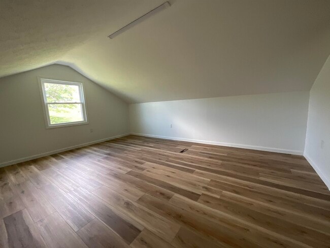 Building Photo - 1256 Arkton Rd