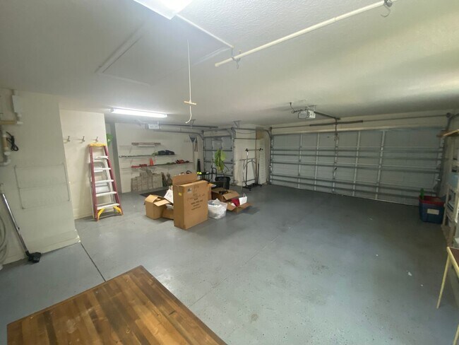 Building Photo - 733 Winifred Way