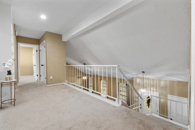 Building Photo - 25306 Mill Pond Ln