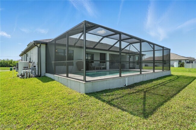 Building Photo - 1028 NW 33rd Ave