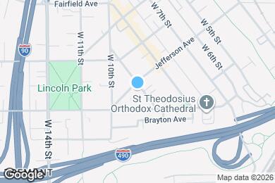 Map image of the property - 2440 Tremont Ave