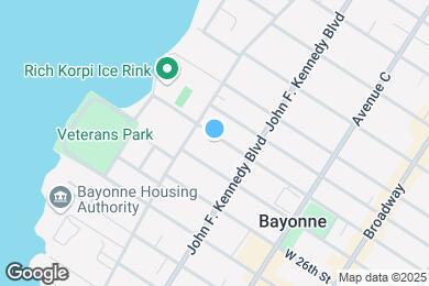 Map image of the property - 138 W 28th St