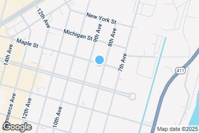 Map image of the property - 825 Maple St